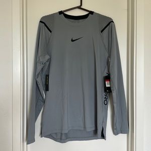 Nike Aeroadapt Shirt